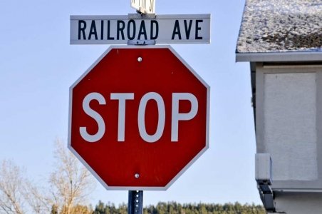 Crashes, Stop Signs and Injury Lawyers